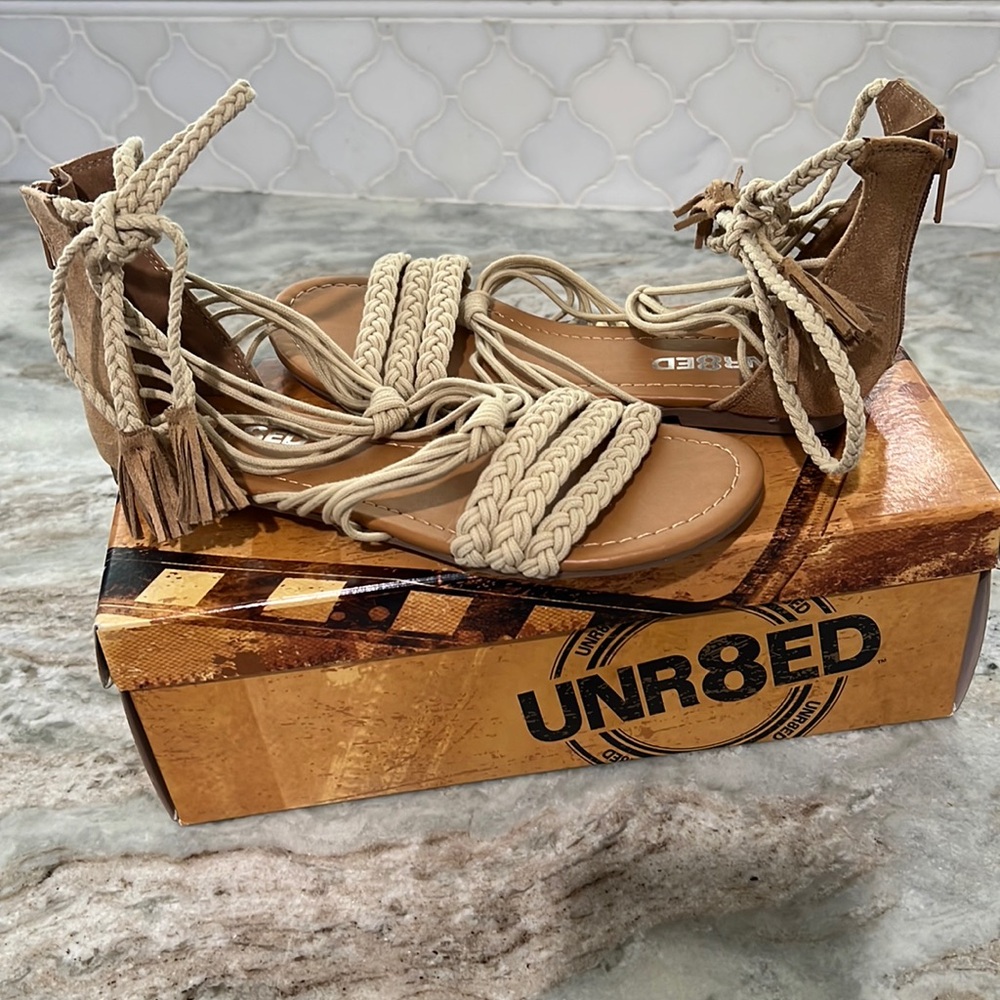 New in Box Unr8ed Sandals